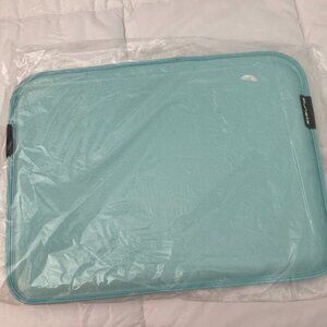 Runetz - Tiffany Blue laptop holder